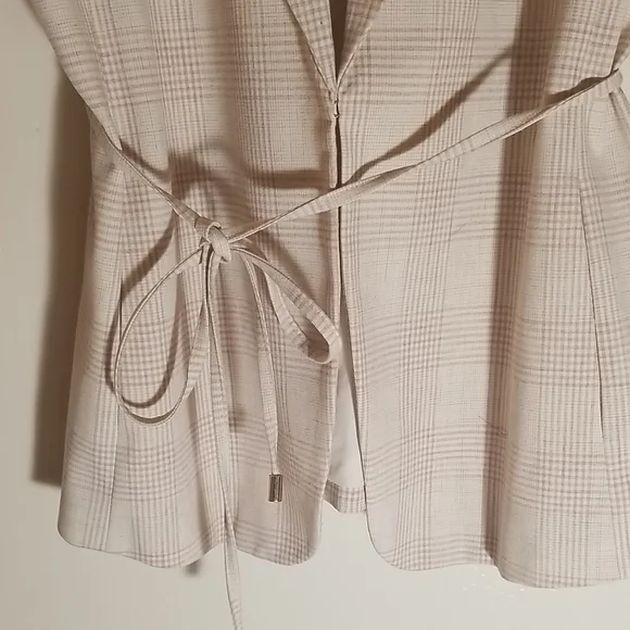 Ann Taylor Cream Wrap Blazer with Shawl Lapels - Picture 3 of 7